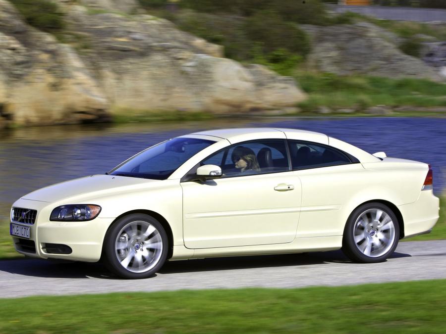  Volvo C70 T5 2005 года  (фото 25 из 93)